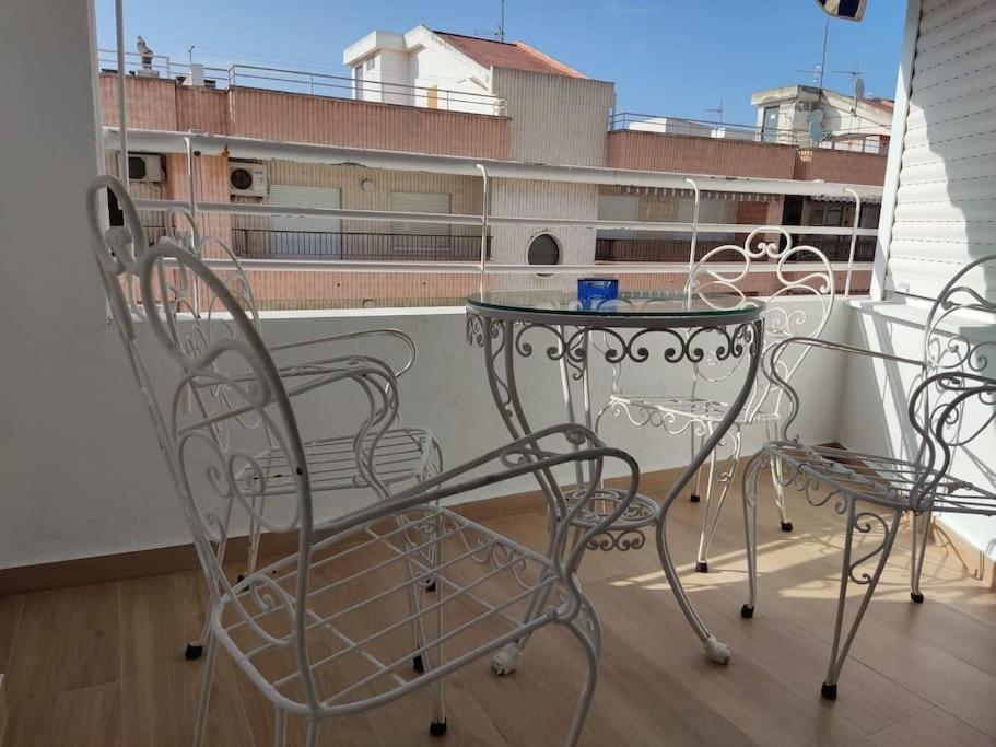 Acogedor Apartamento En La Playa Playa de Gandia Екстериор снимка