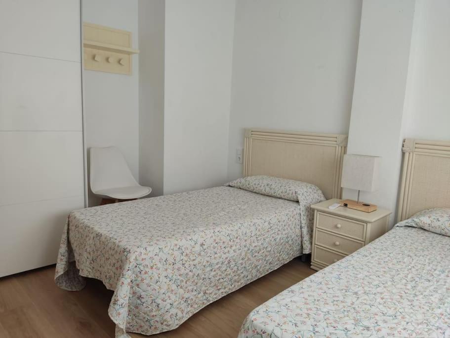 Acogedor Apartamento En La Playa Playa de Gandia Екстериор снимка
