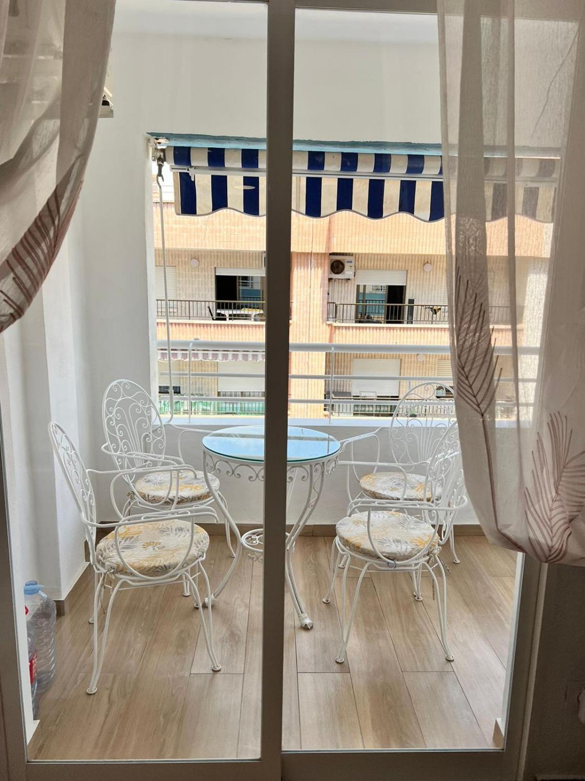 Acogedor Apartamento En La Playa Playa de Gandia Екстериор снимка